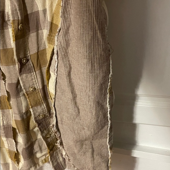 Easel plaid button up - Picture 6 of 7